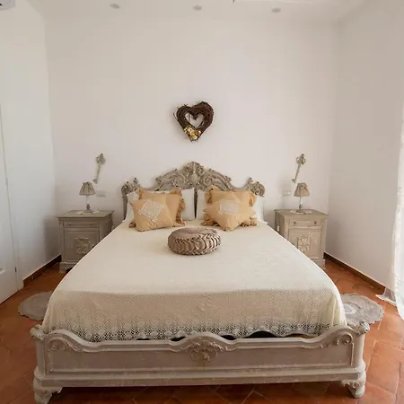 شقة Dimora Mazzarino *