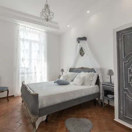 Dimora Mazzarino نابولي